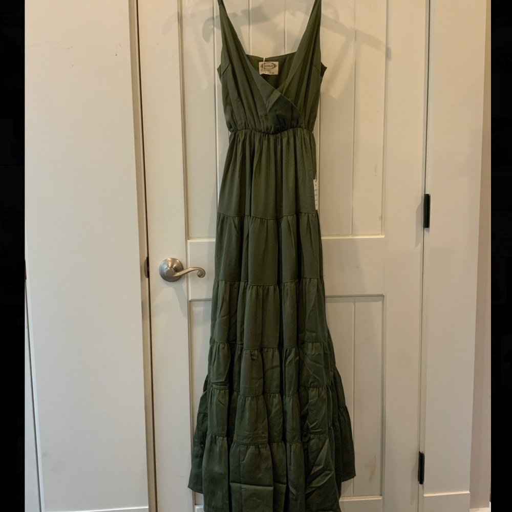 ZAYLA DRESS IN SAGE-XXS - Picture 4 of 7